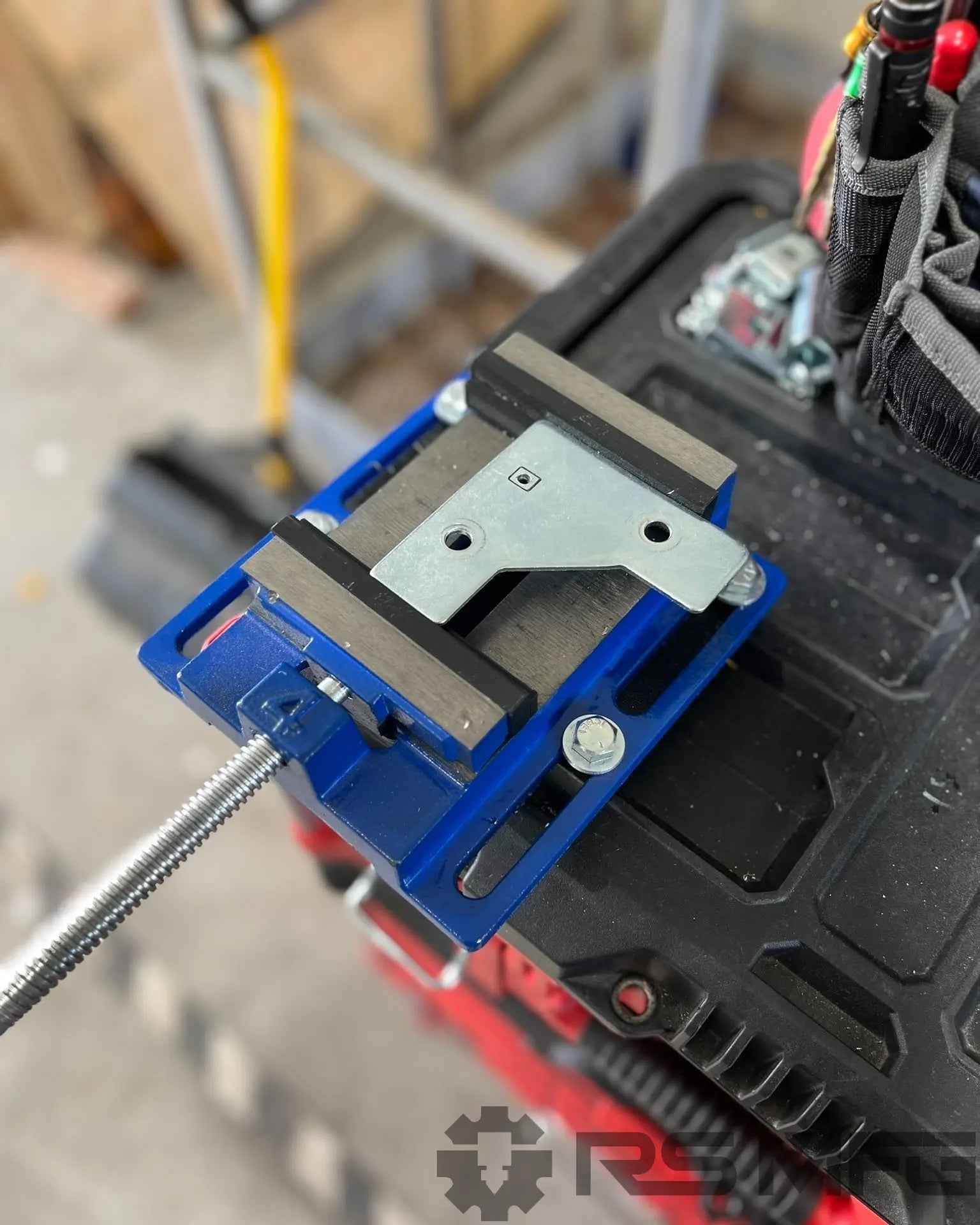 milwaukee vise mount