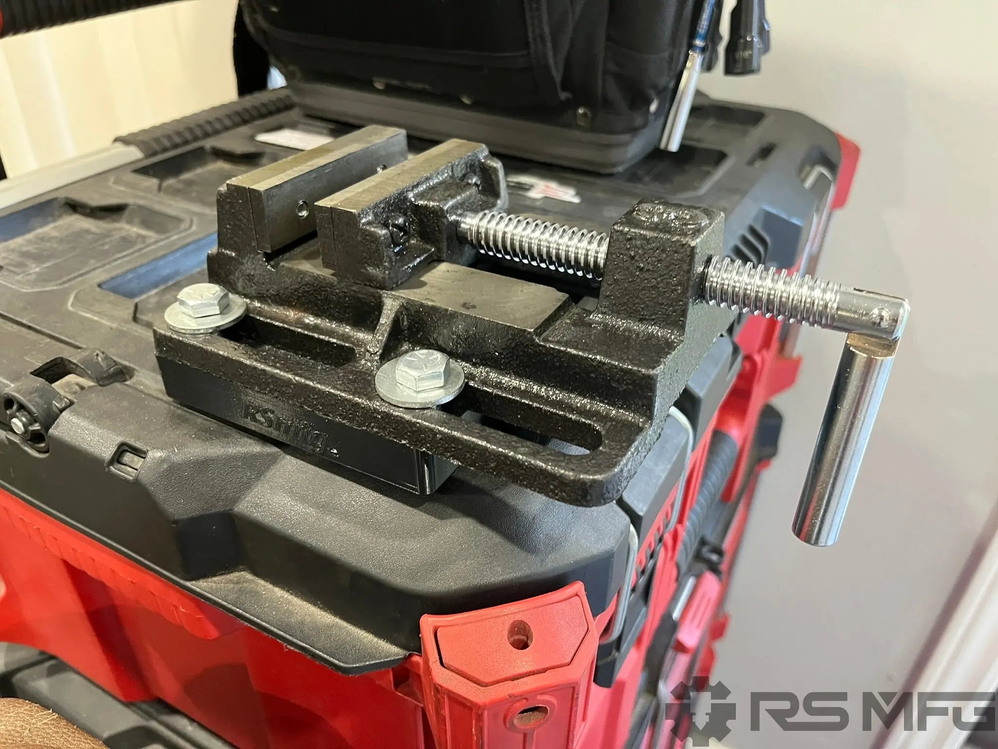 milwaukee packout vise attachment